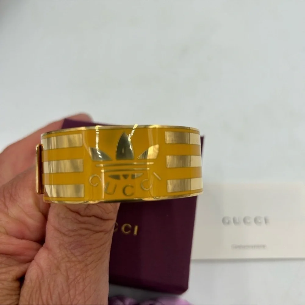 Women’s Gucci X Adidas gold cuff bracelet made in Italy - Picture 8 of 10
